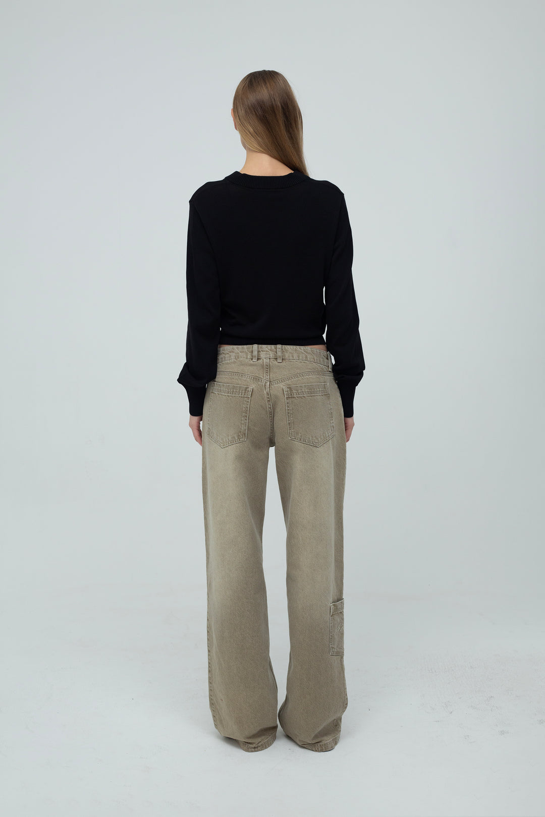 Deborah V-Neck Black