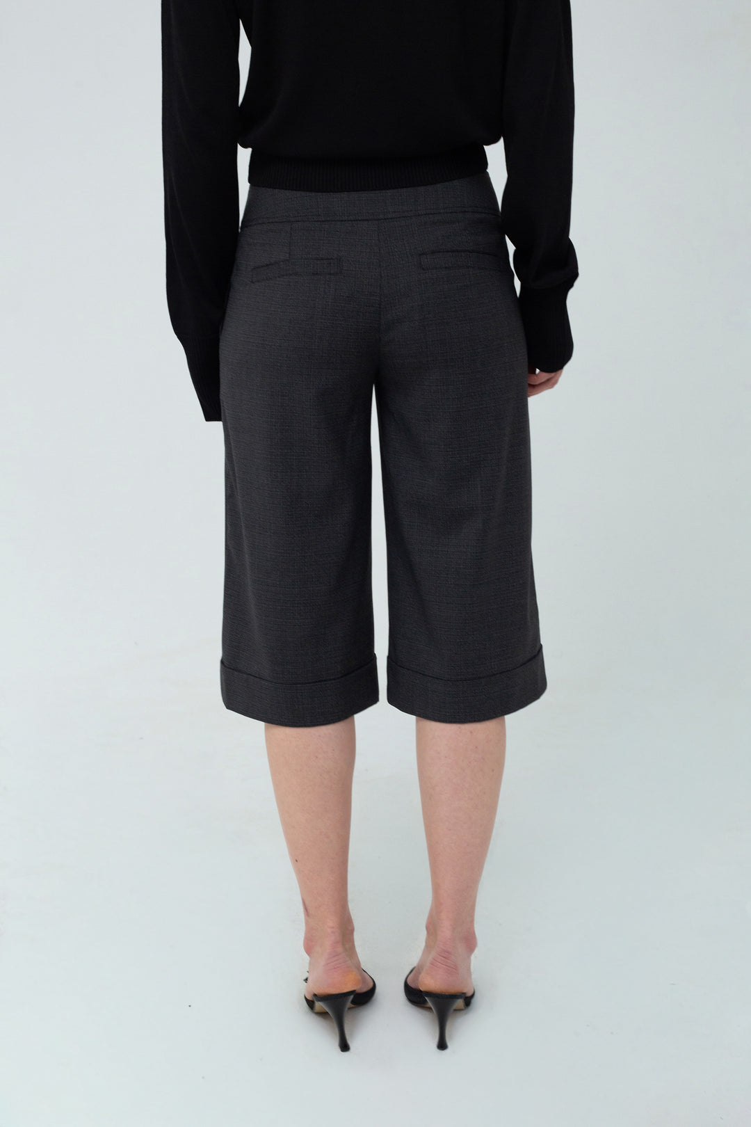 Poula Shorts Grey/Black