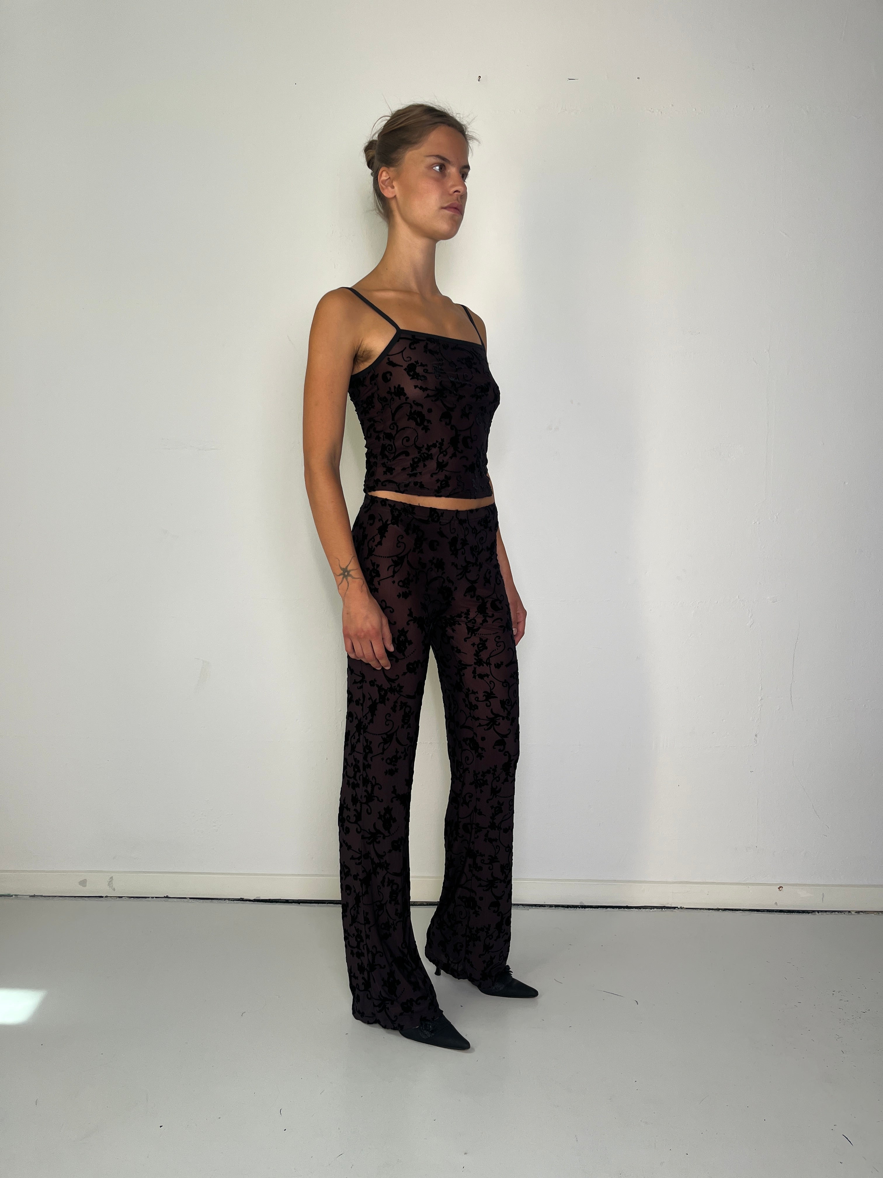 レミ レリーフ　SUEDE LIKE STADIUM JAMPER PANTS Wonder Reversed Pants Brown/Black – Kernemilk