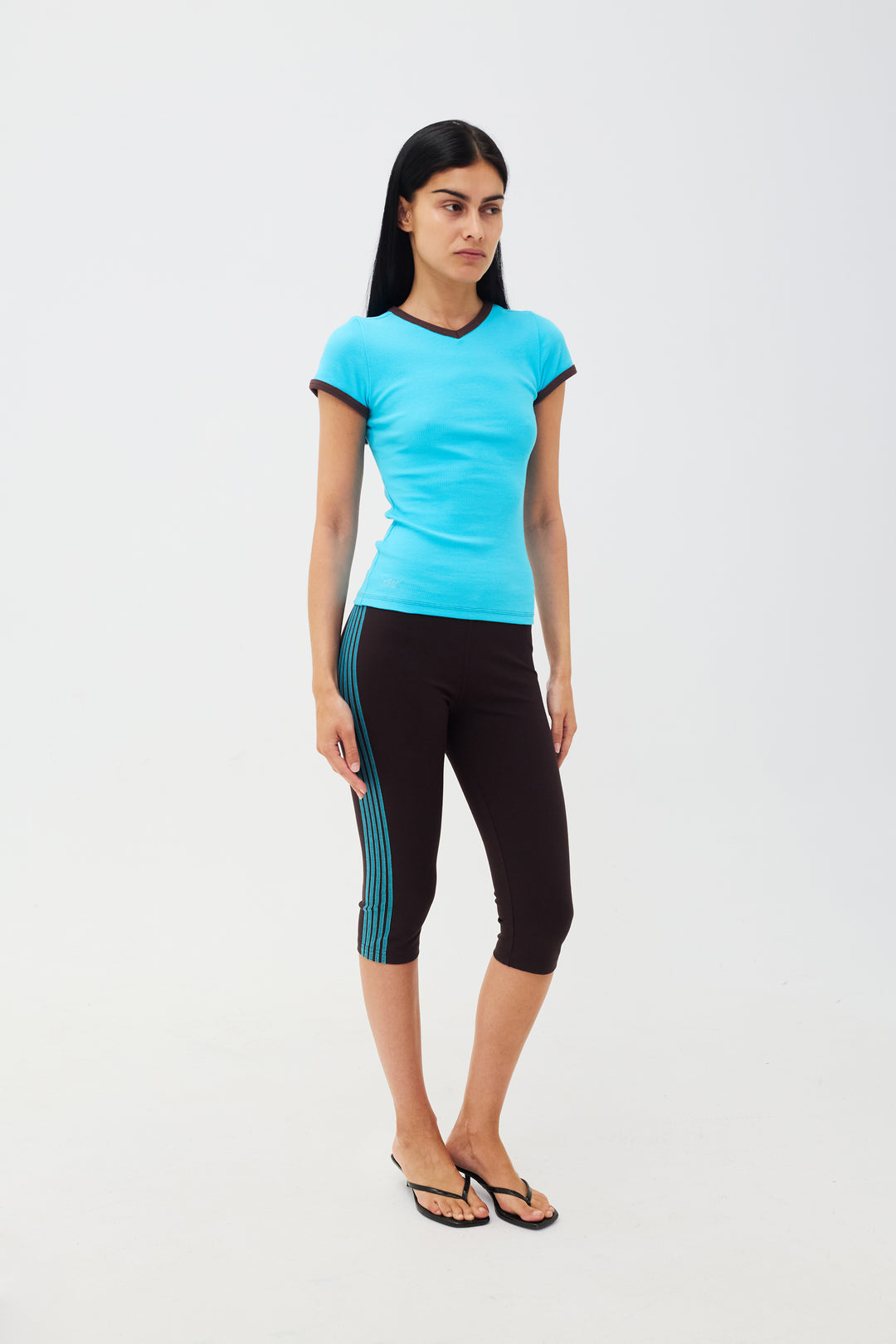 Alexa Capri Dark Brown/Bright Blue