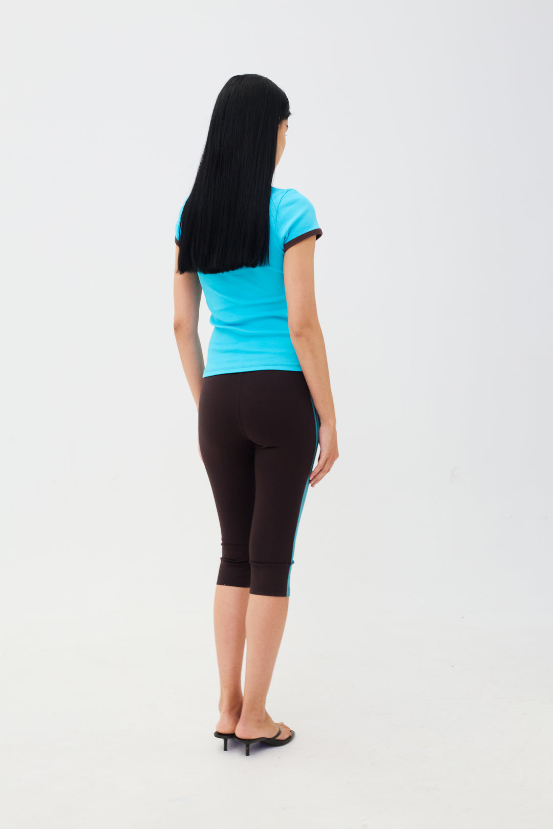 Alexa Capri Dark Brown/Bright Blue