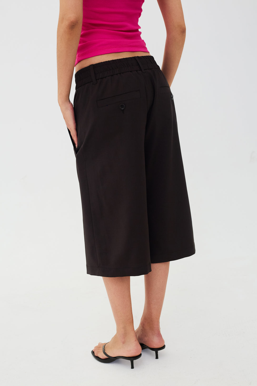 Andi Shorts Dark Brown
