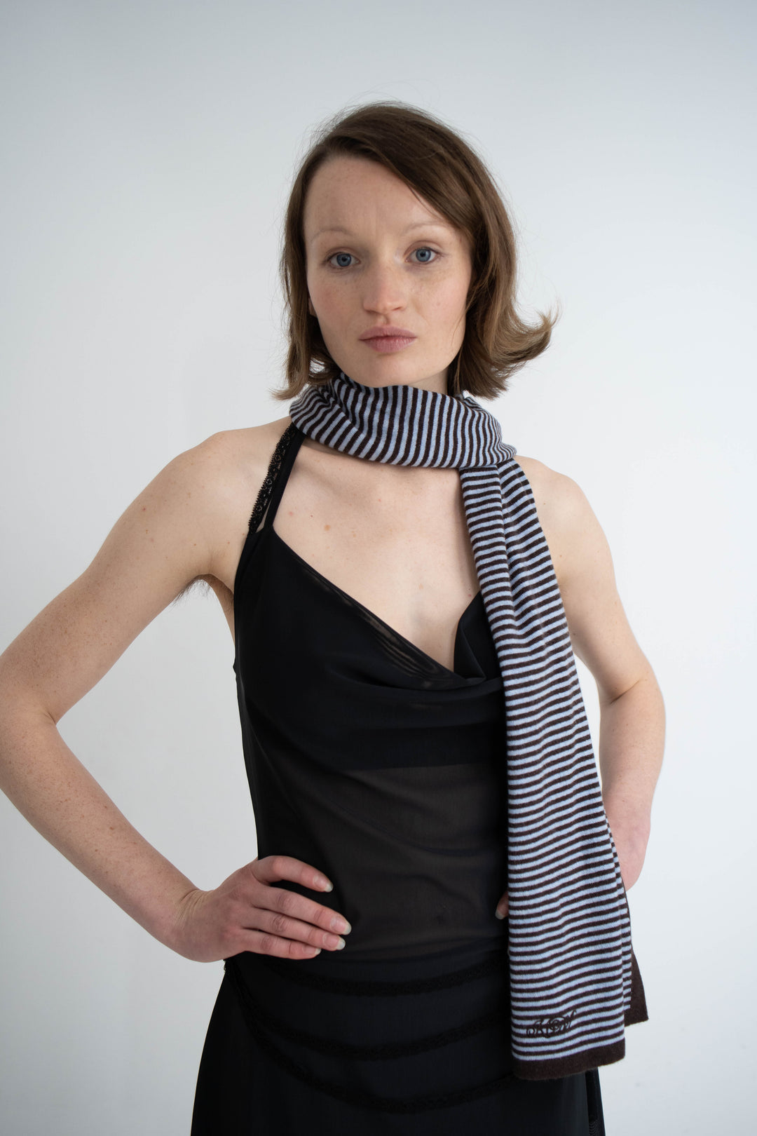 Lola Scarf Light Blue/Dark Brown